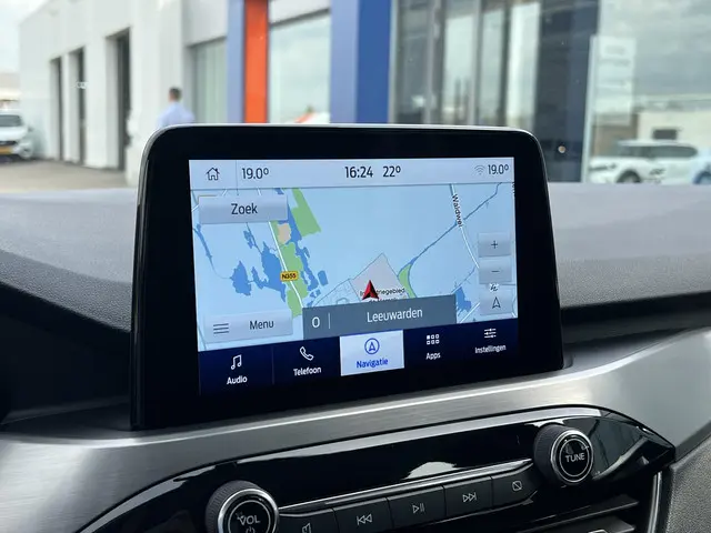 Ford Kuga 2.5 FHEV Titanium 2022 Hybride Benzine 26