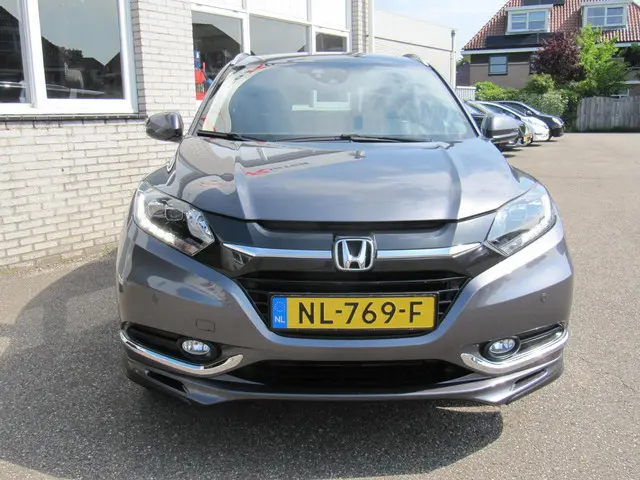 Honda HR-V 1.5 i-VTEC Executive 2017 Benzine 11
