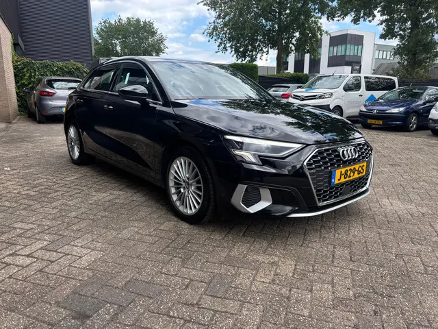 Audi A3 Sportback 35 TFSI Business edition 2020 Benzine 4