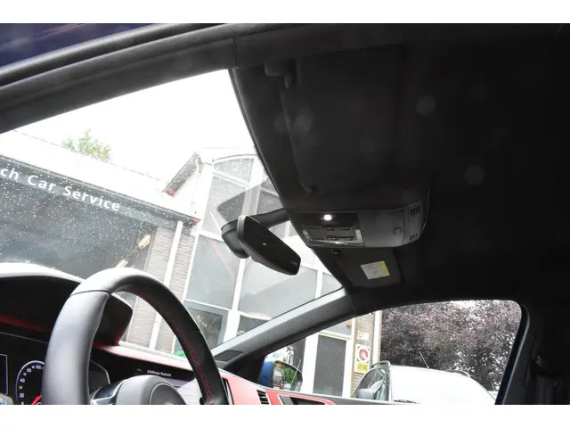 Volkswagen Polo 2.0 TSI GTI 2018 Benzine 28