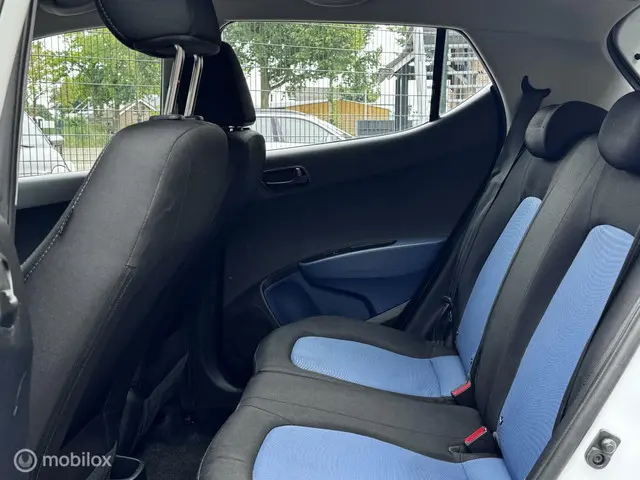 Hyundai i10 1.0i i-Motion Premium |NAP 2016 Benzine 11