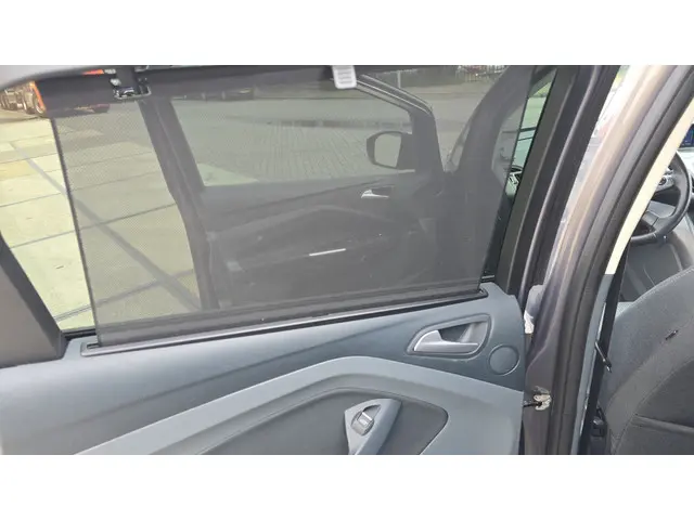 Ford C-MAX 1.0 Edition 2014 Benzine 30