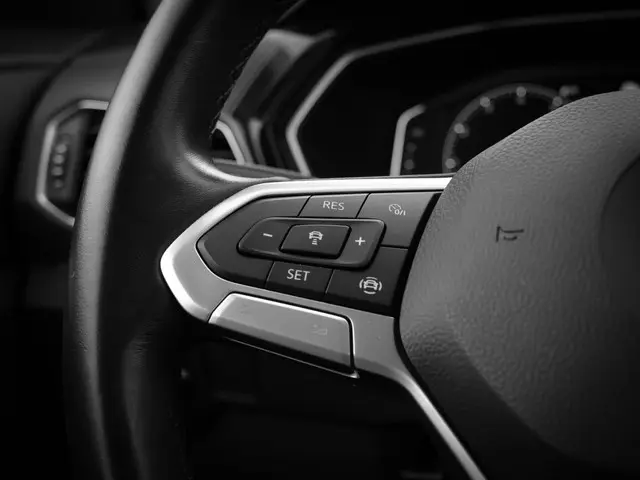 Volkswagen T-Cross 1.0 TSI 115pk DSG Style 2019 Benzine 14