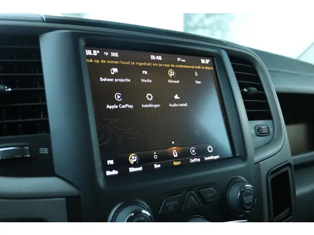 Dodge Ram 1500 5.7 V8 4x4 CREW CAB 2024 LPG/Gas 31