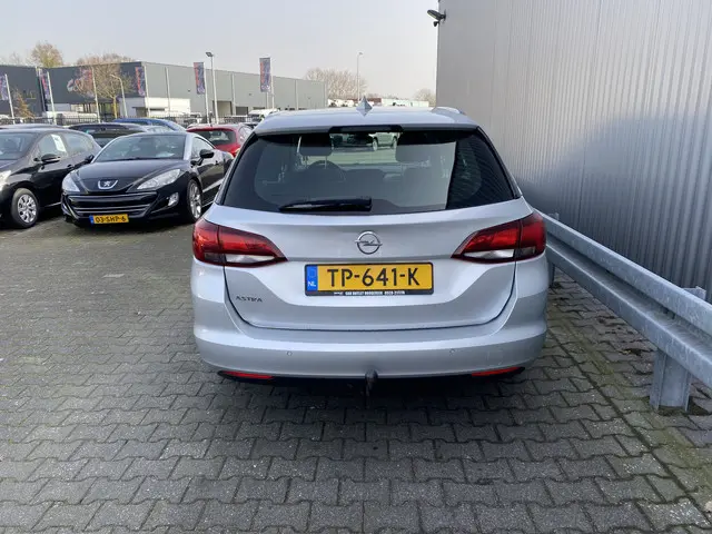 Opel Astra Sports Tourer 1.0 Online Edition 2018 Benzine 8