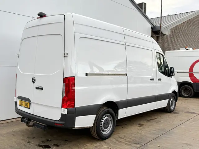 Mercedes-Benz Sprinter 317 1.9 CDI 2021 Diesel 3