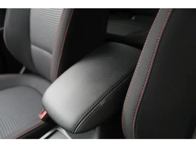 Ford Focus 1.0 EcoBoost ST Line Business 2020 Benzine 20