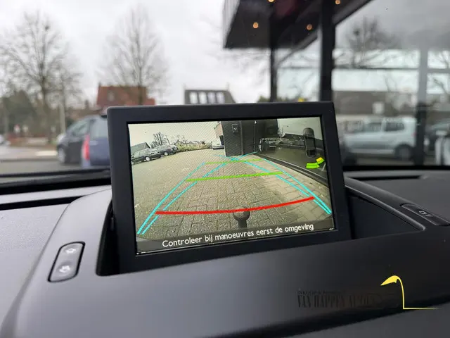 Peugeot 3008 1.2 PureTech Style / apk11-2026 2015 Benzine 18