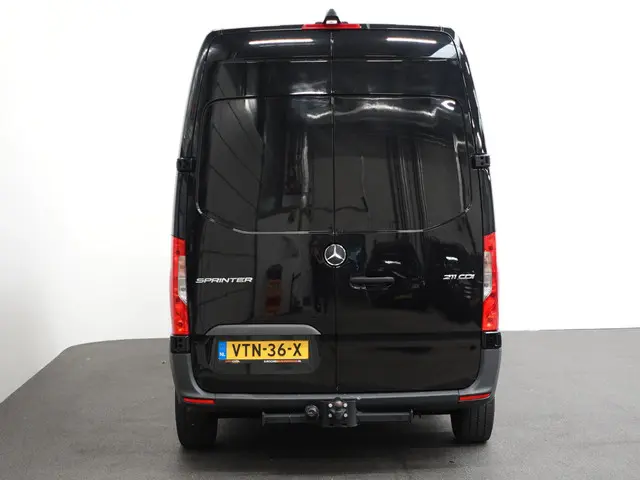 Mercedes-Benz Sprinter L2H2 Automaat 2023 Diesel 27