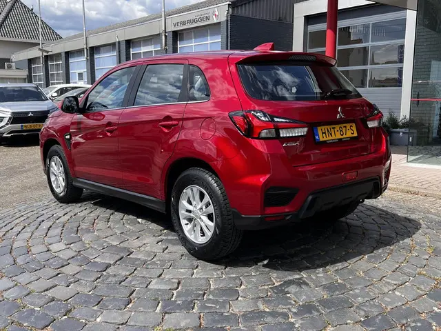 Mitsubishi ASX 2.0 Pure 2020 Benzine 3