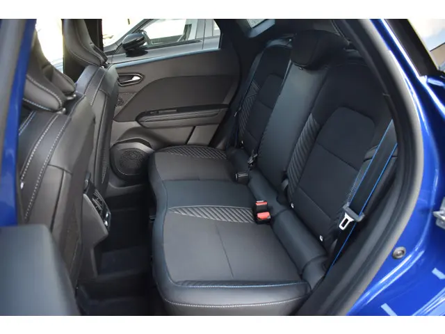 Renault Captur esprit Alpine 2026 Hybride Benzine 13