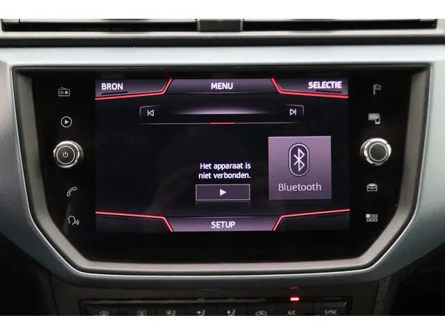 SEAT Arona 1.0 TSI Style Business Intense 2019 Benzine 34