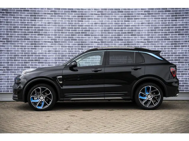 Lynk & Co 01 1.5 2023 Hybride Benzine 27