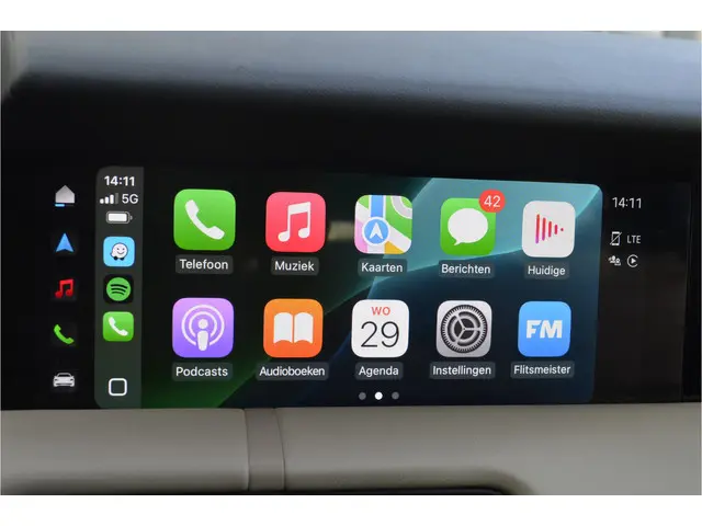 Porsche Taycan Performance 84 kWh 2021 Elektrisch 22