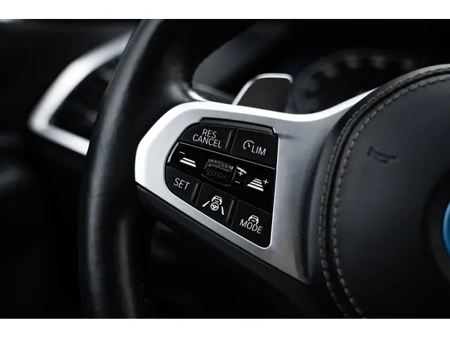 BMW X5 xDrive45e High Executive 2023 Hybride Benzine 29