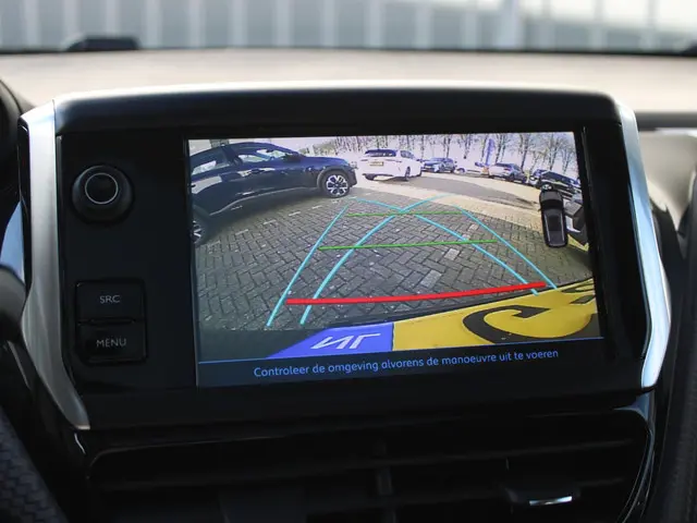 Peugeot 2008 1.2 PureTech Allure 2019 Benzine 16