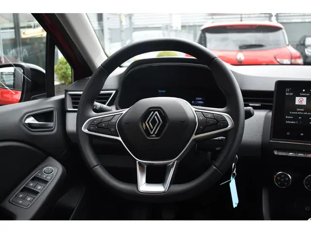 Renault Clio TCe 90 GPF evolution 2024 Benzine 13