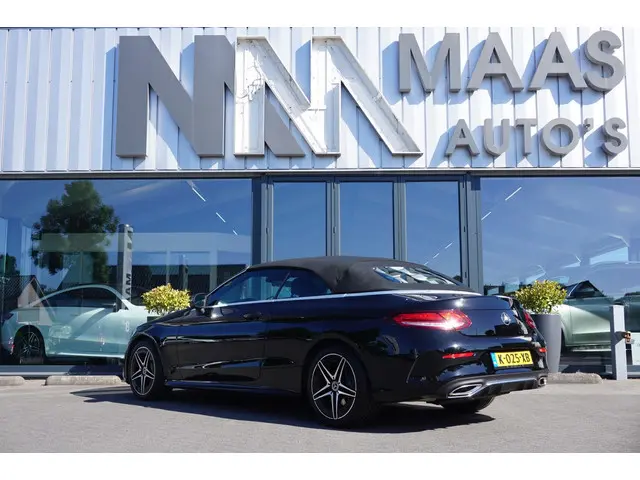 Mercedes-Benz C-Klasse Cabrio 180 AMG 2020 Benzine 4
