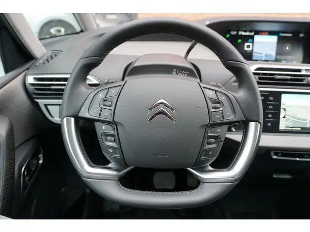 Citroën C4 Picasso 1.6 e-THP Intensive 2014 Benzine 17