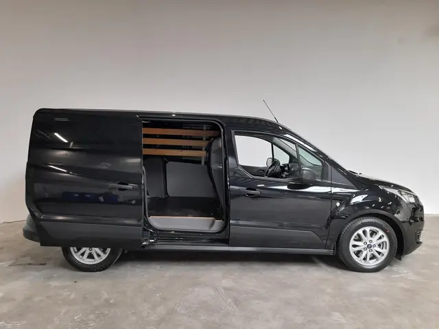 Ford Transit Connect L2 Trend 2023 Diesel 4