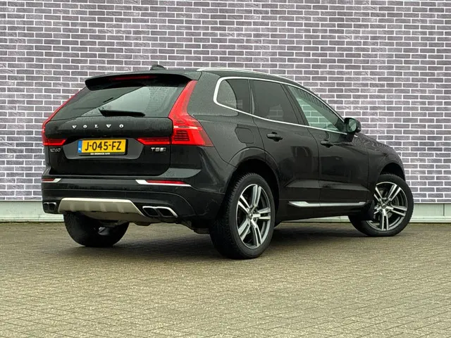 Volvo XC60 2.0 T5 AWD Inscription 2017 Benzine 2