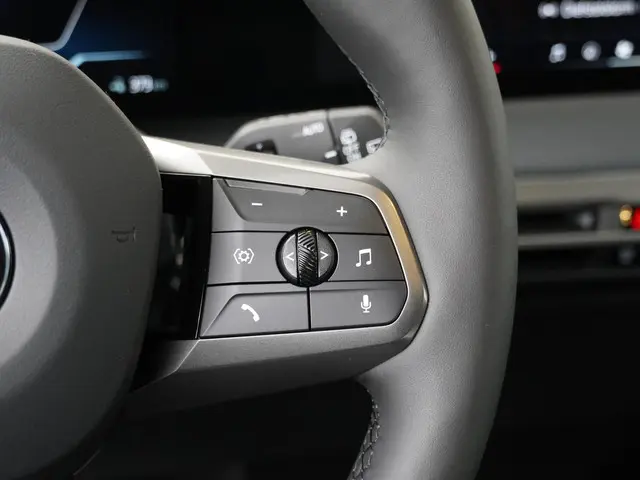 BMW iX xDrive45 101 kWh 2026 Elektrisch 21