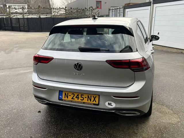 Volkswagen Golf 1.5 TSI Style GT 2021 Benzine 3