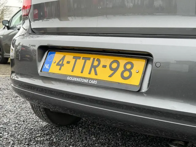 Volkswagen Polo 1.2 Easyline 2012 Benzine 25