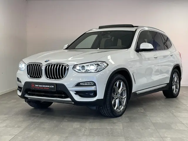 BMW X3 xDrive20i High Executive 2019 Benzine 6