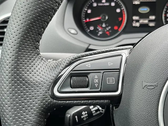 Audi Q3 1.4 TFSI CoD Sport Advance Sport 2018 Benzine 50