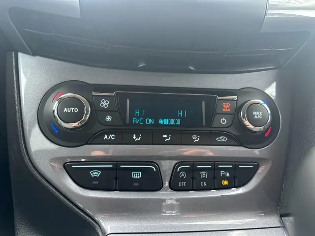 Ford Focus Wagon 1.0 EcoBoost Titanium 2013 Benzine 40