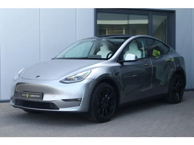 Tesla Model Y Long Range AWD 75 kWh 2023 Elektrisch 7
