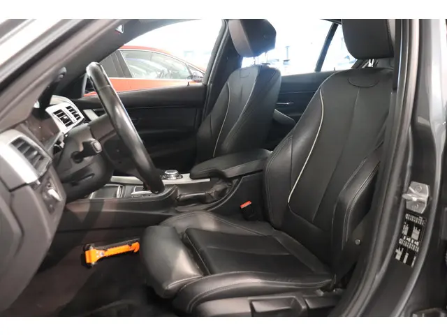 BMW 3 Serie 320i Centennial High Executive 2016 Benzine 7