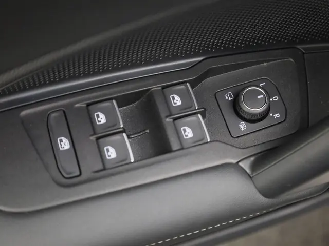 Volkswagen Tiguan 1.5 eTSI/150PK R-Line DSG 2024 Benzine 26