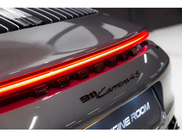Porsche 911 992 3.0 Carrera 4S 2021 Benzine 19