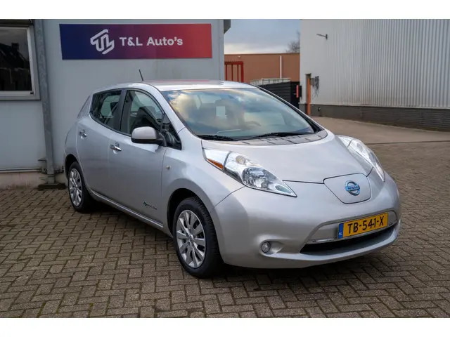 Nissan Leaf Visia 24 kWh 2015 Elektrisch 2