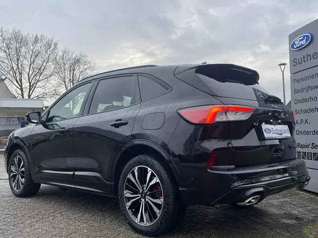 Ford Kuga 2.5 PHEV ST-Line X 2024 Hybride Benzine 4