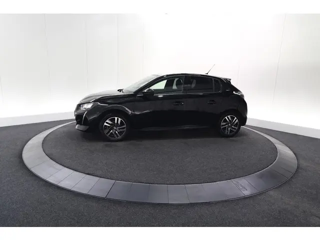Peugeot 208 PureTech 100 Allure Pack 2023 Benzine 65