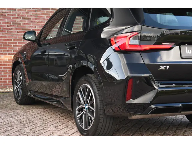 BMW X1 xDrive25e M-Sport 2024 Hybride Benzine 49