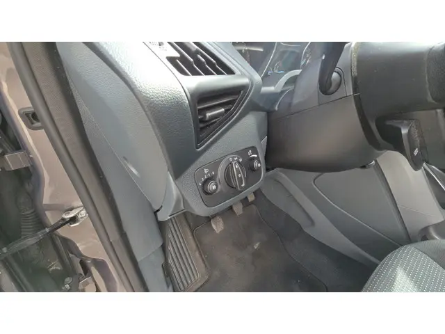 Ford C-MAX 1.0 Edition 2014 Benzine 18