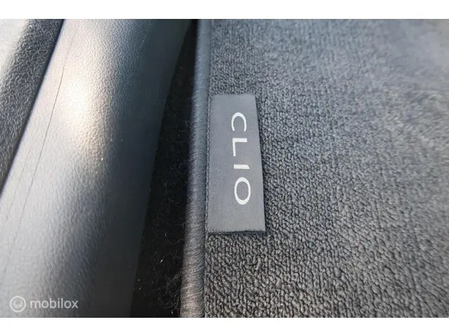 Renault Clio Estate 1.5DCI Zen 2017 Diesel 30