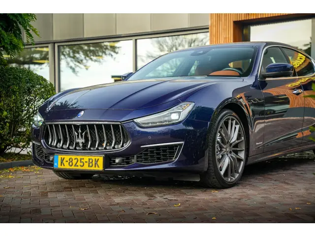 Maserati Ghibli 3.0 V6 GranLusso 2018 Benzine 13