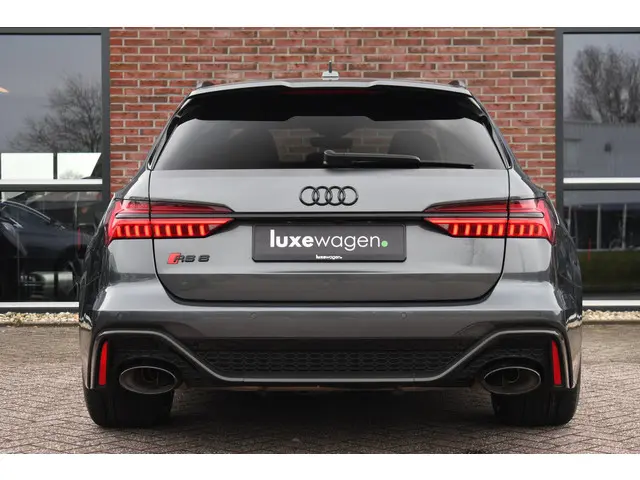 Audi RS6 Avant 4.0 TFSI quattro 2022 Benzine 8