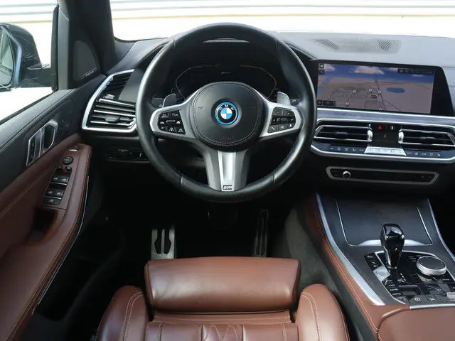 BMW X5 xDrive45e 2022 Hybride Benzine 9