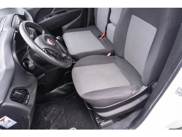Fiat Doblò 1.3 MJet 90 pk L1H1 2015 Diesel 21