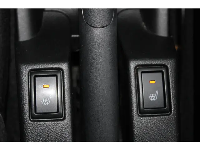 Suzuki Swift 1.0 Select 2018 Benzine 20