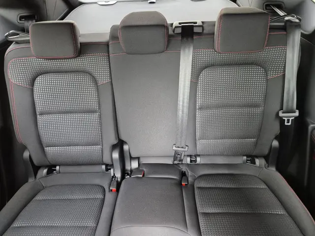 Ford Kuga 2.5 PHEV ST-Line 2024 Hybride Benzine 15