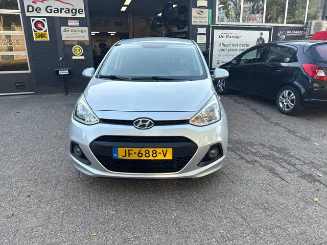 Hyundai i10 1.0i i-Motion Comfort 2016 Benzine