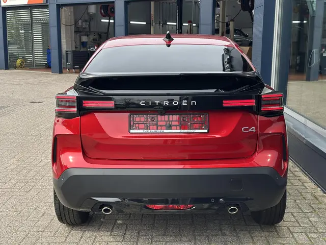 Citroën C4 1.2 Hybrid 145 PK Max 2025 Hybride Benzine 5