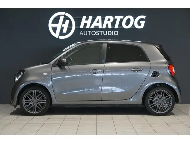 Smart Forfour EQ BRABUS Style 18 kWh 2019 Elektrisch 9